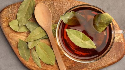 CARA MENGOLAH DAUN SALAM SEBAGAI OBAT HERBAL HIPERTENSI